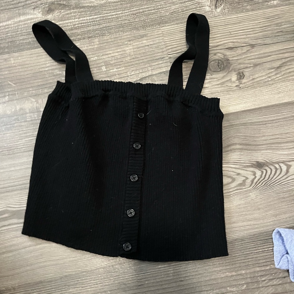 Tillys top
